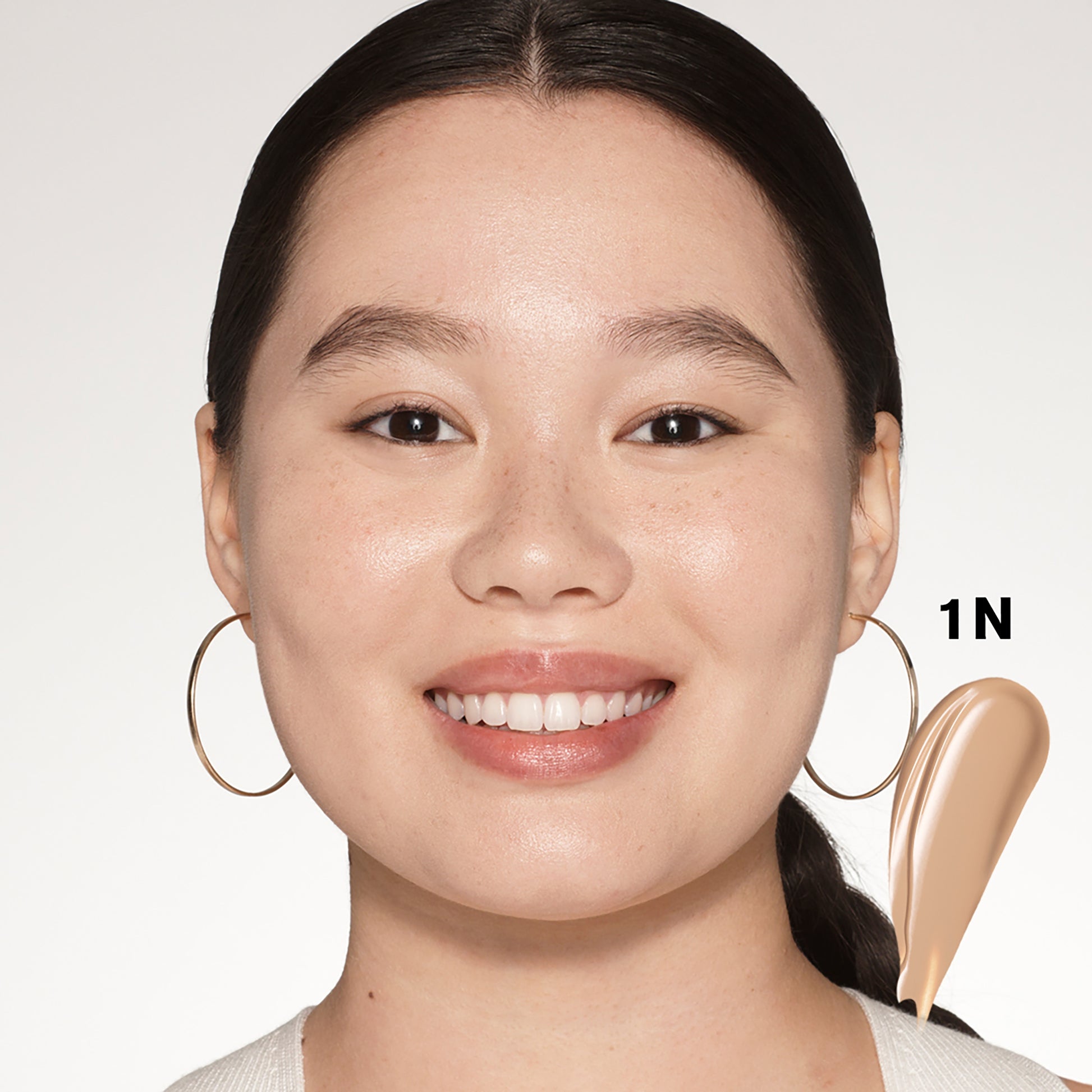 Futurist Anti-cernes anti-cernes éclaircissant doux au toucher